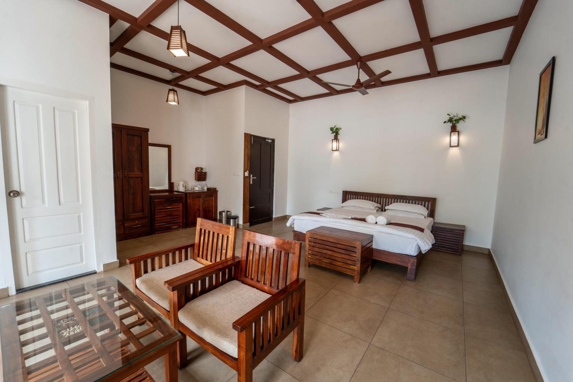 Coffee And Pepper Plantation Homestay Thekkady Exterior photo