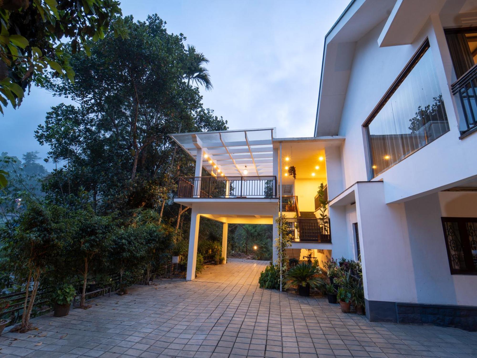 Coffee And Pepper Plantation Homestay Thekkady Exterior photo